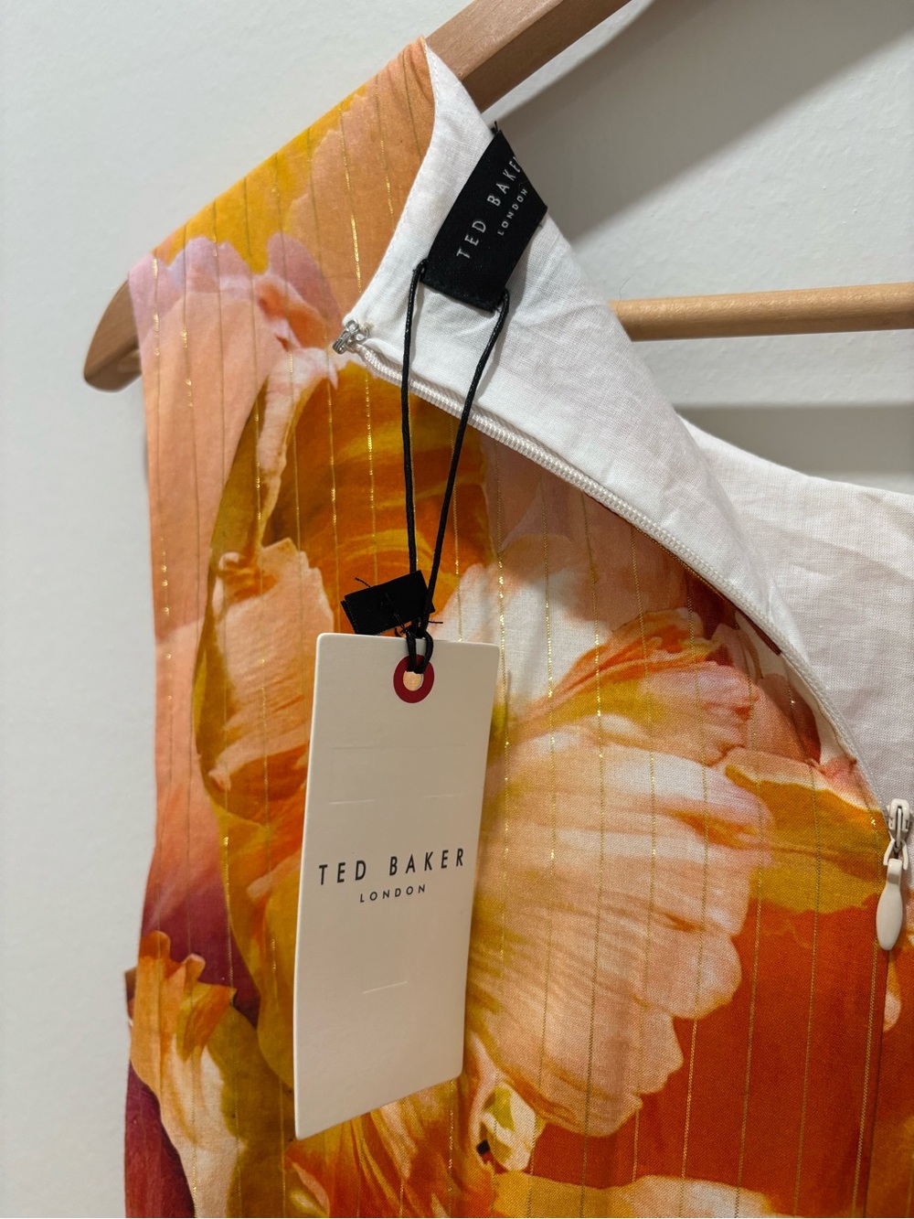 Ted Baker Dress, Maxi Floral Pleated Sleeveless, Size 4, Wedding Resort Vacation - Picture 6 of 9